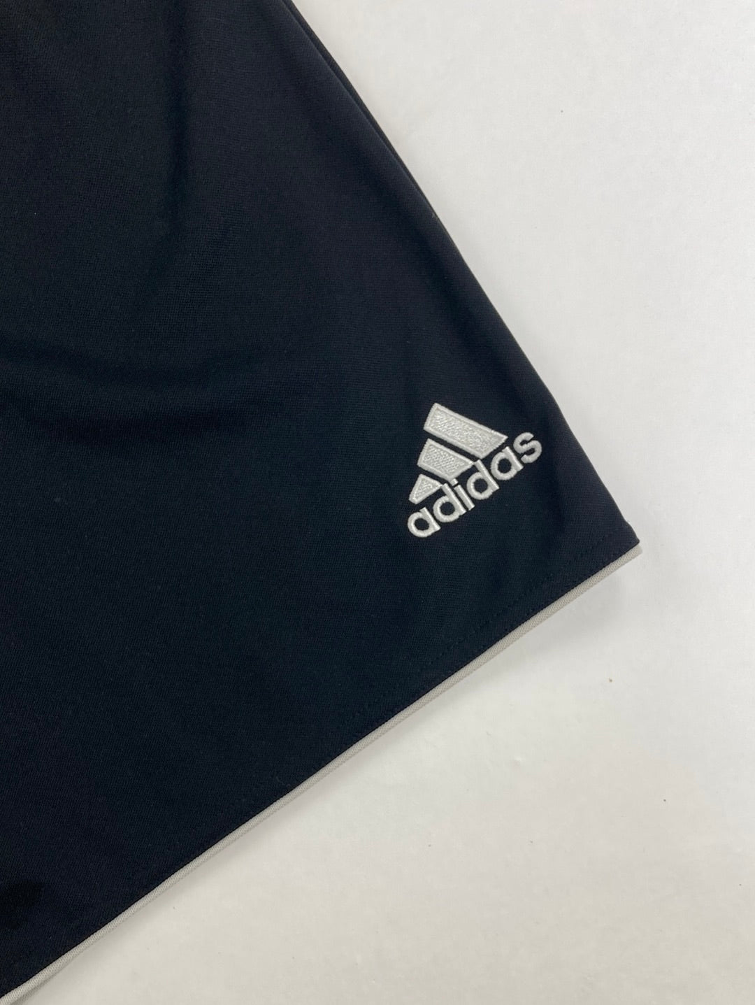 Adidas Shorts (M)