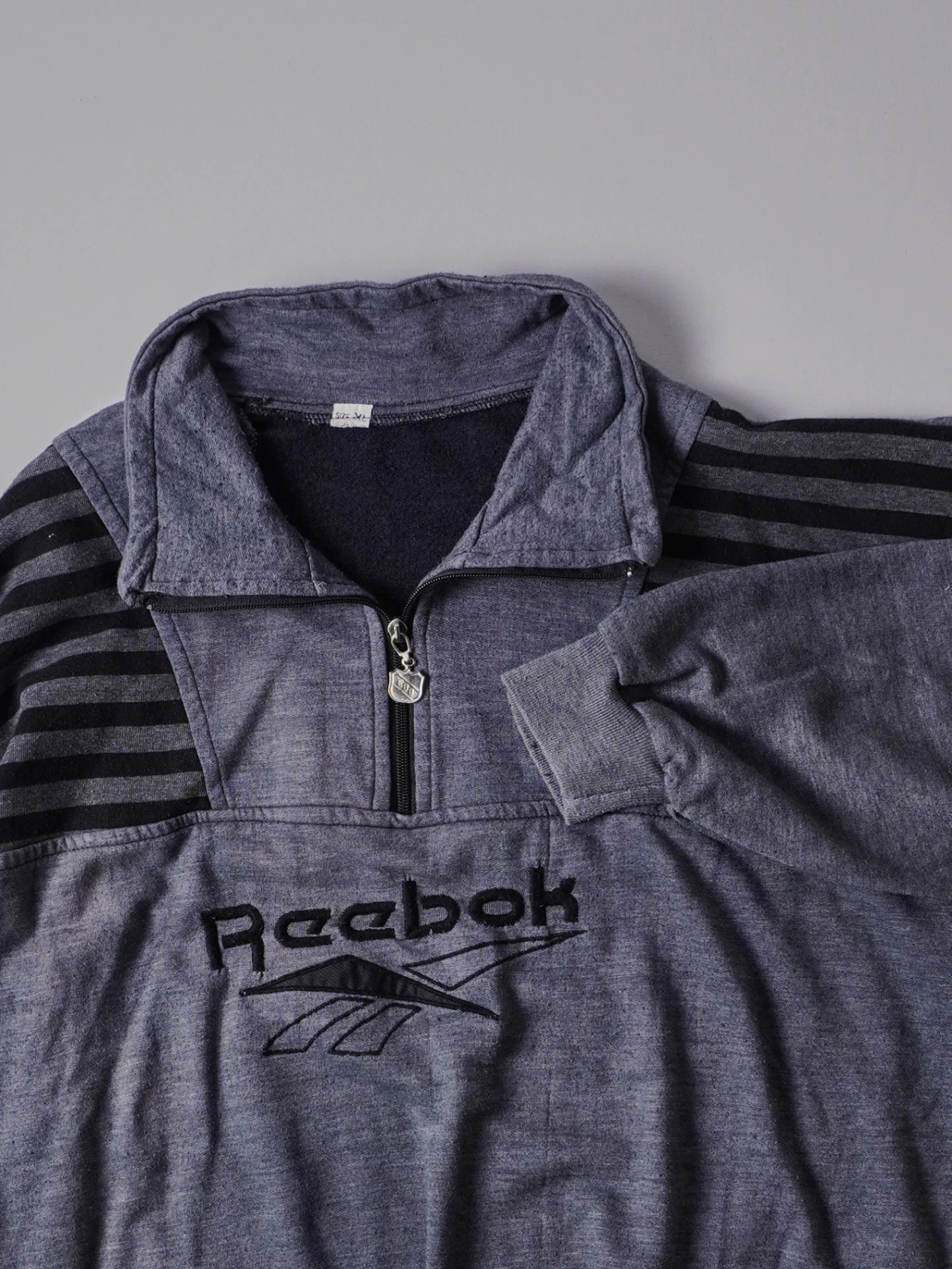 Reebok Sweater M lastdecades