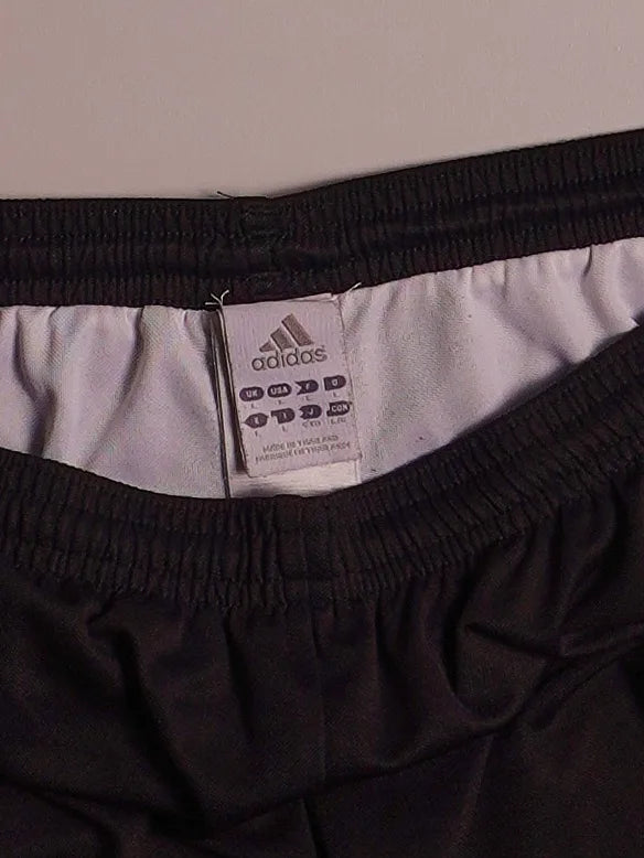 Adidas Shorts (M)