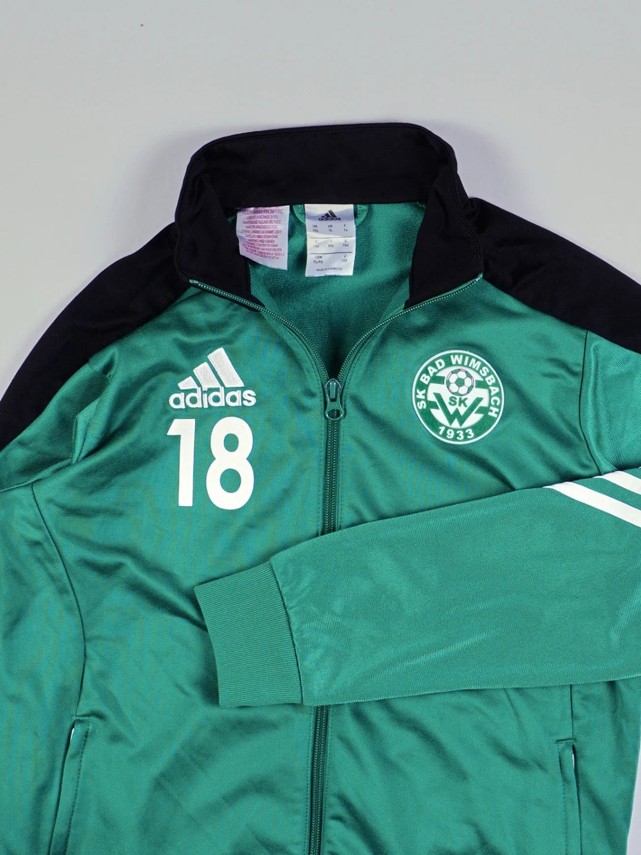 Adidas Trainingsjacke (S)