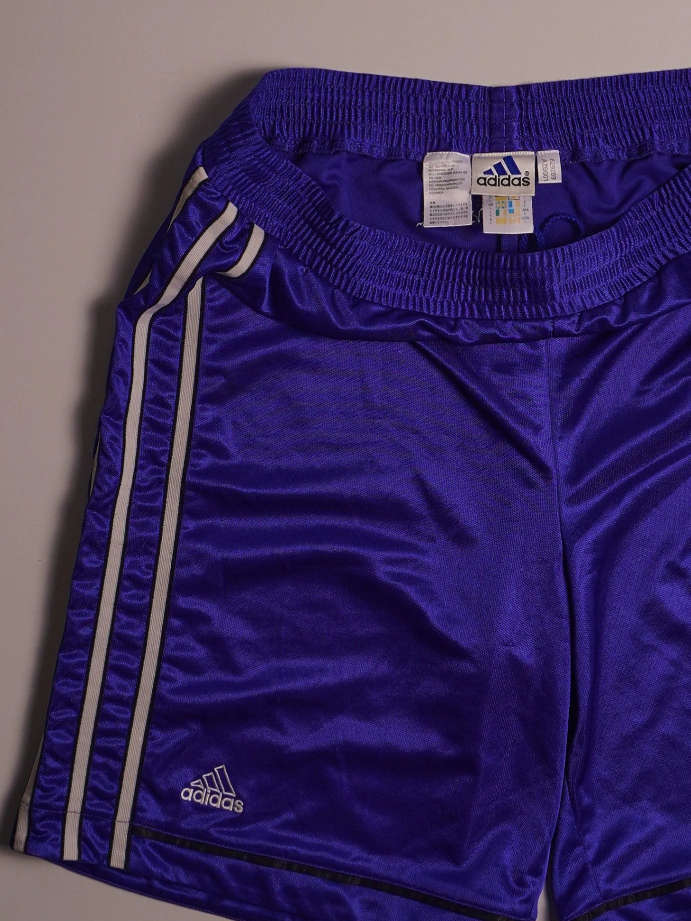 Adidas Shorts (XL)