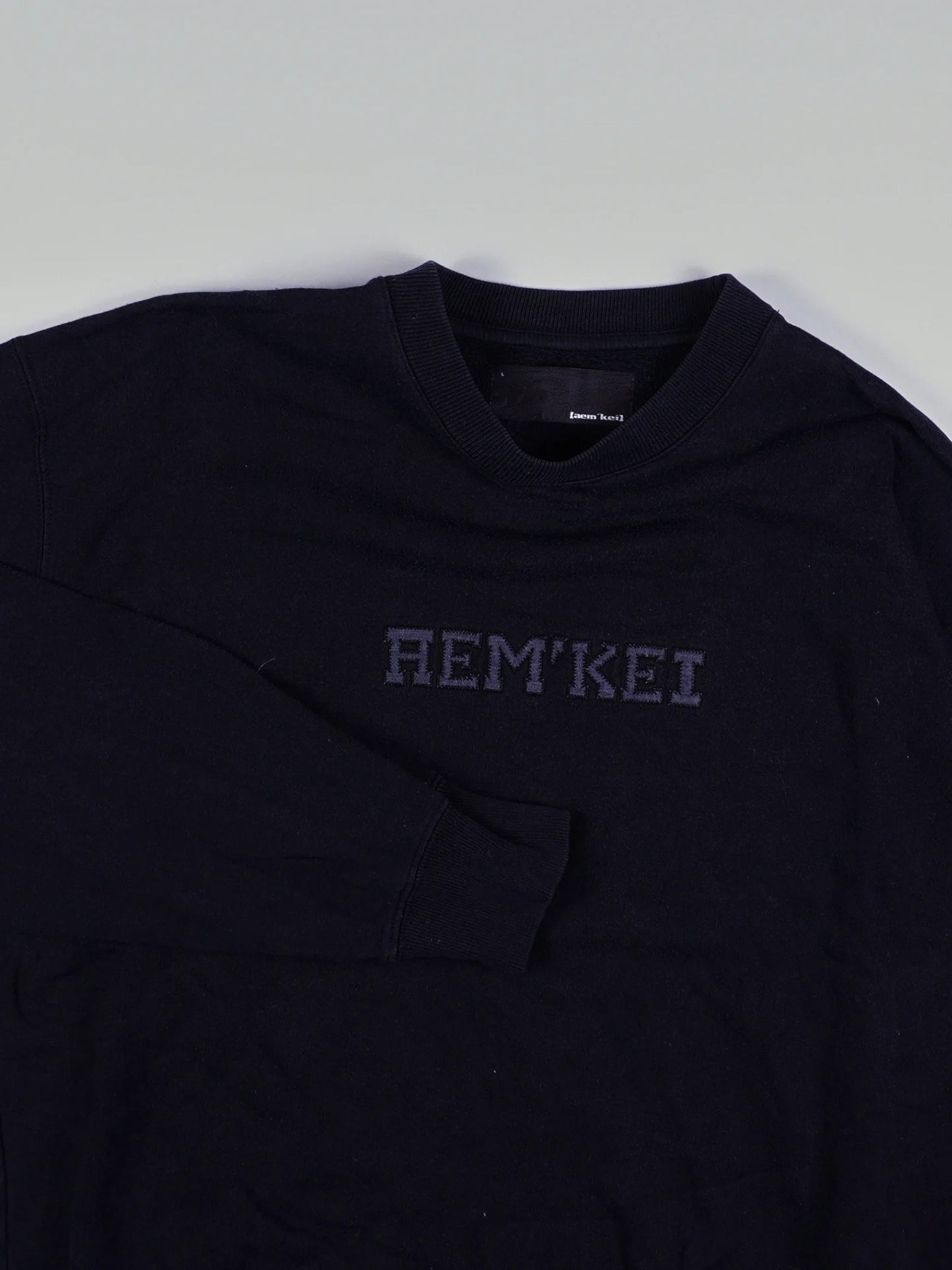 Remkei Sweater (L)