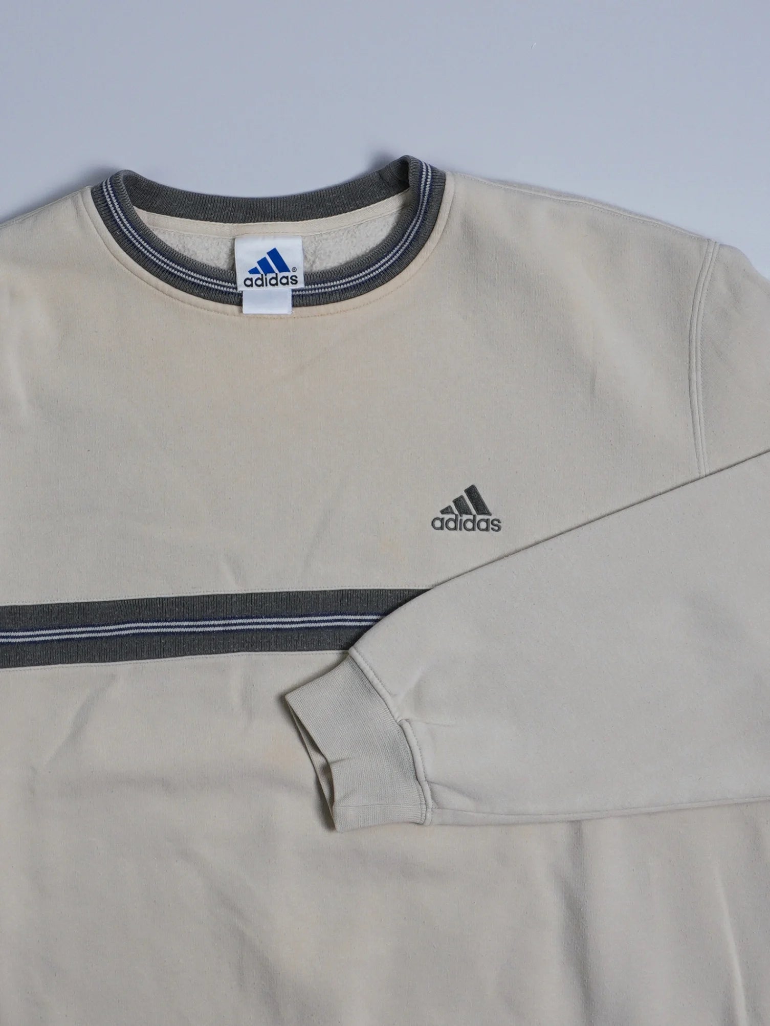 Adidas Sweater (XL)