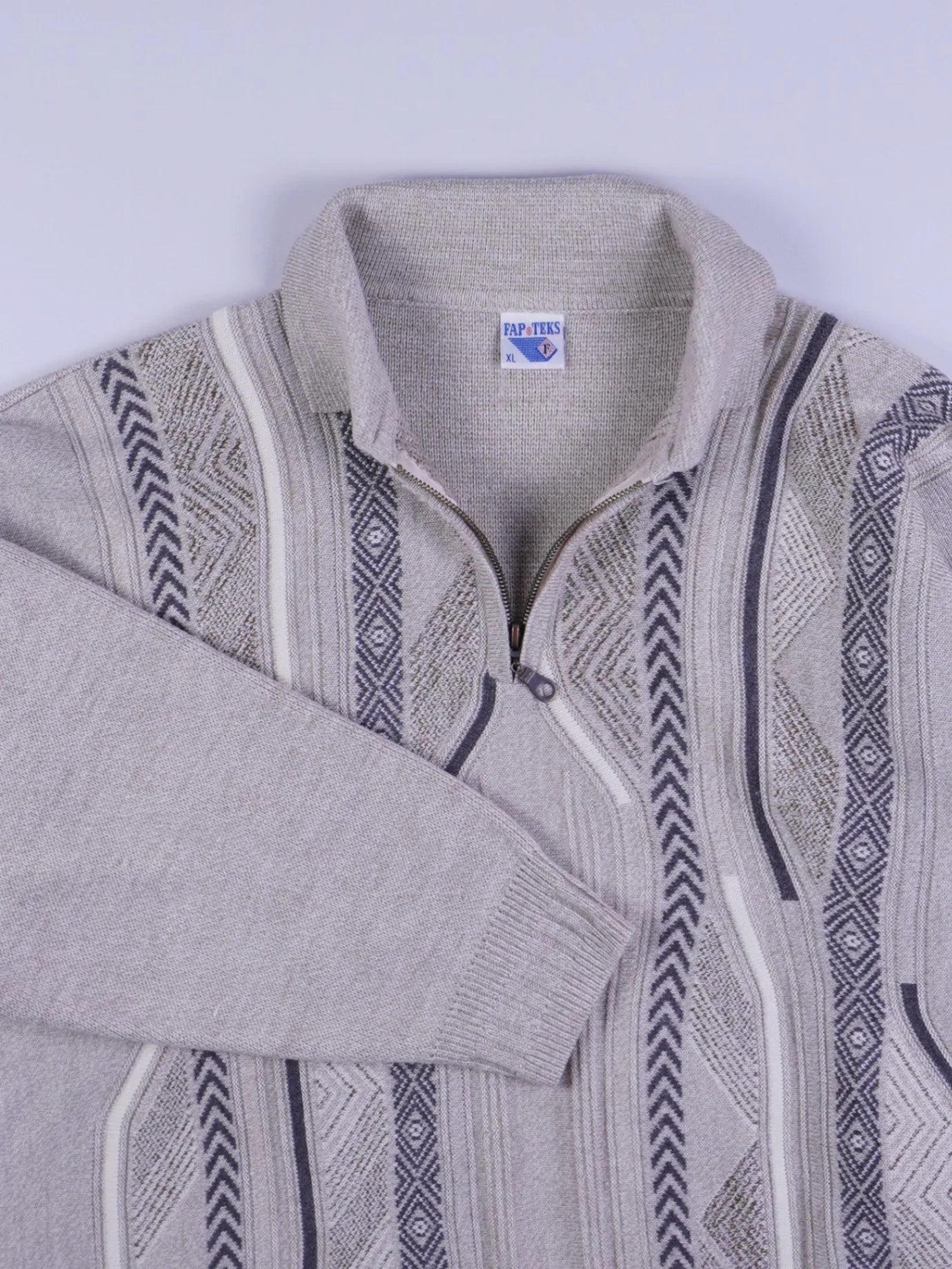 Fap Teks Strick Sweater (L)