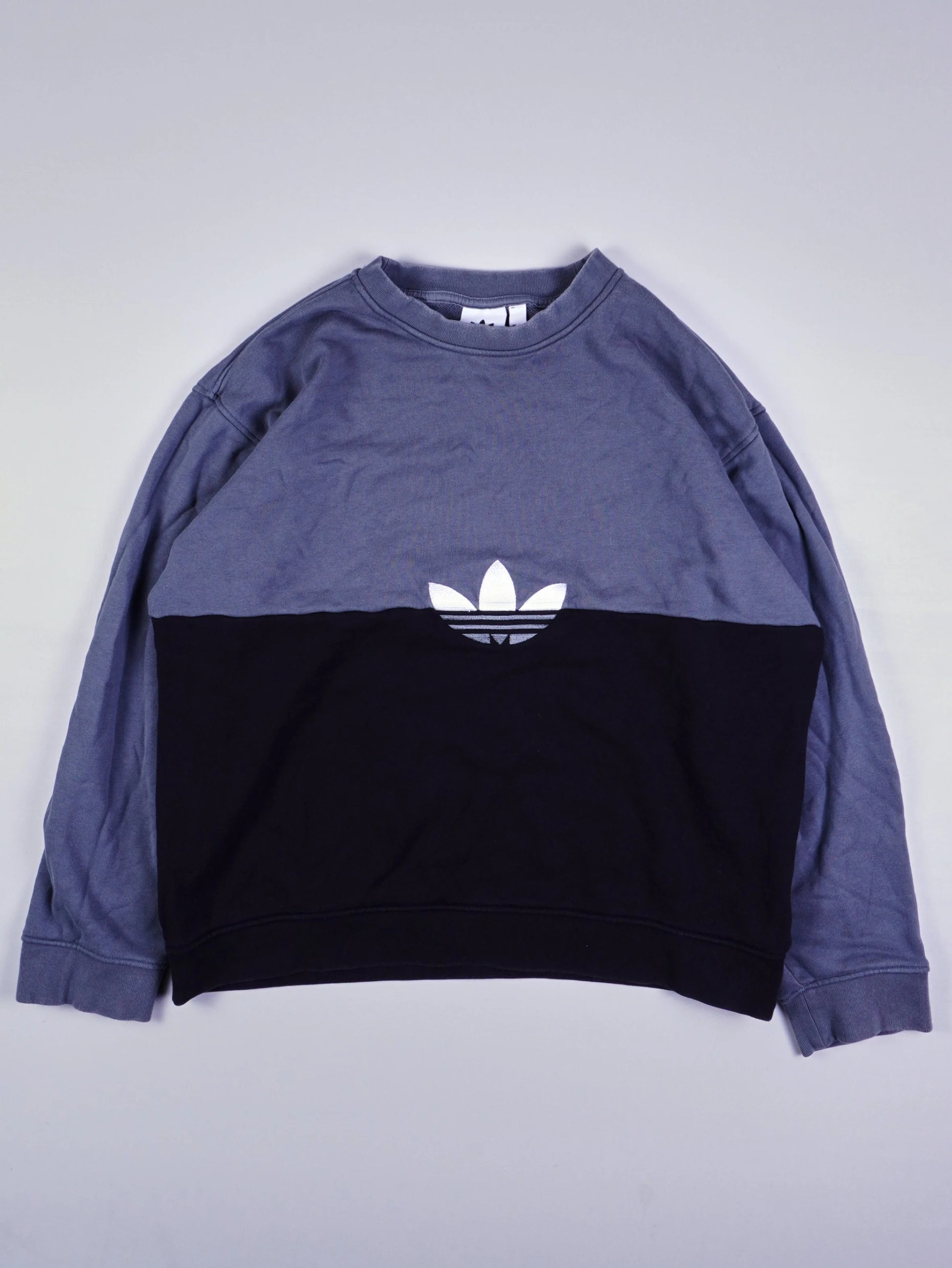 Adidas Sweatshirt (M)