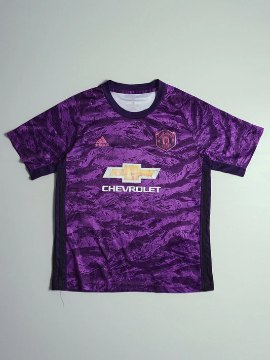 Adidas Manchester United T-shirt (XS)