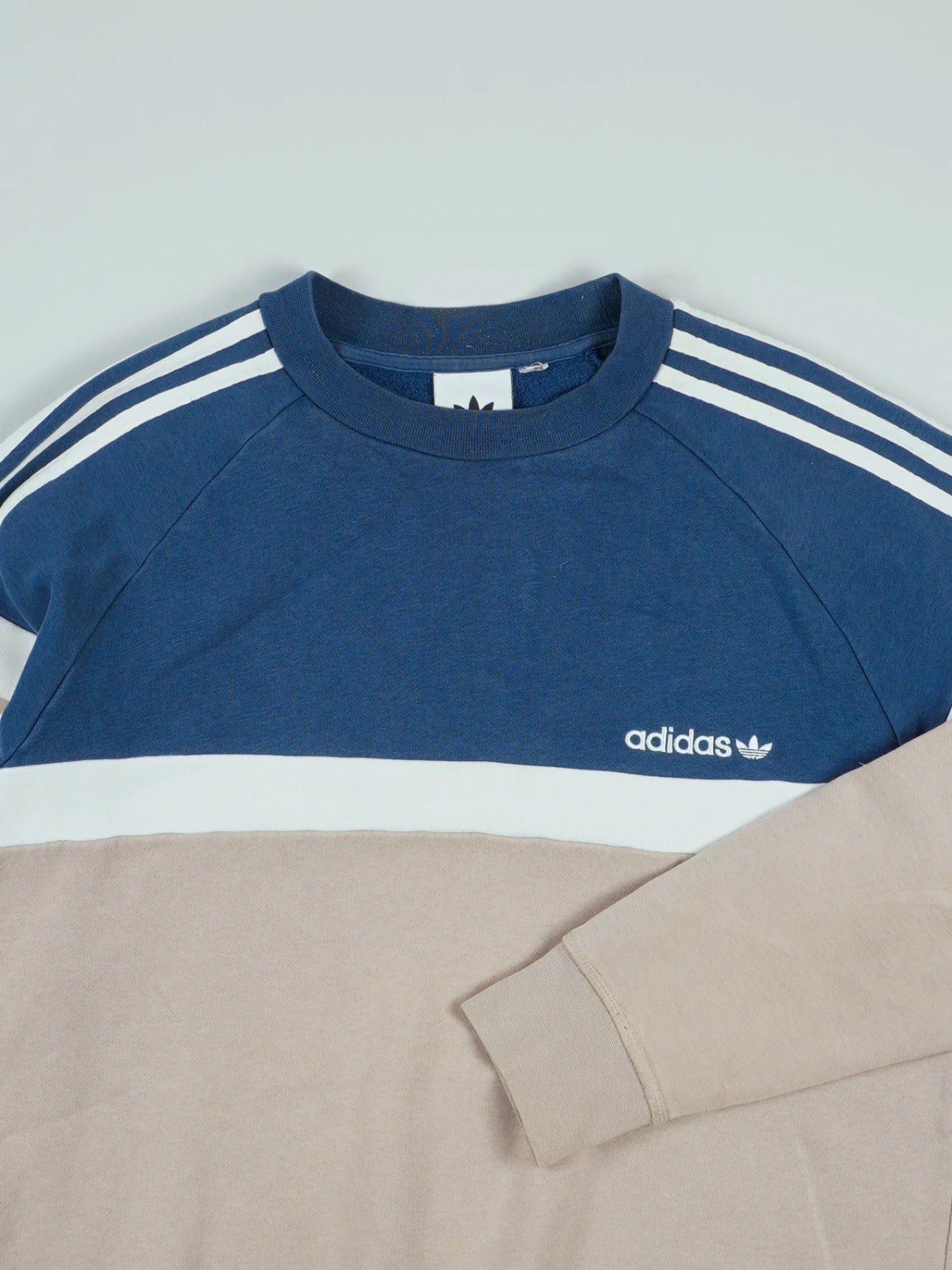 Adidas Sweater (M)