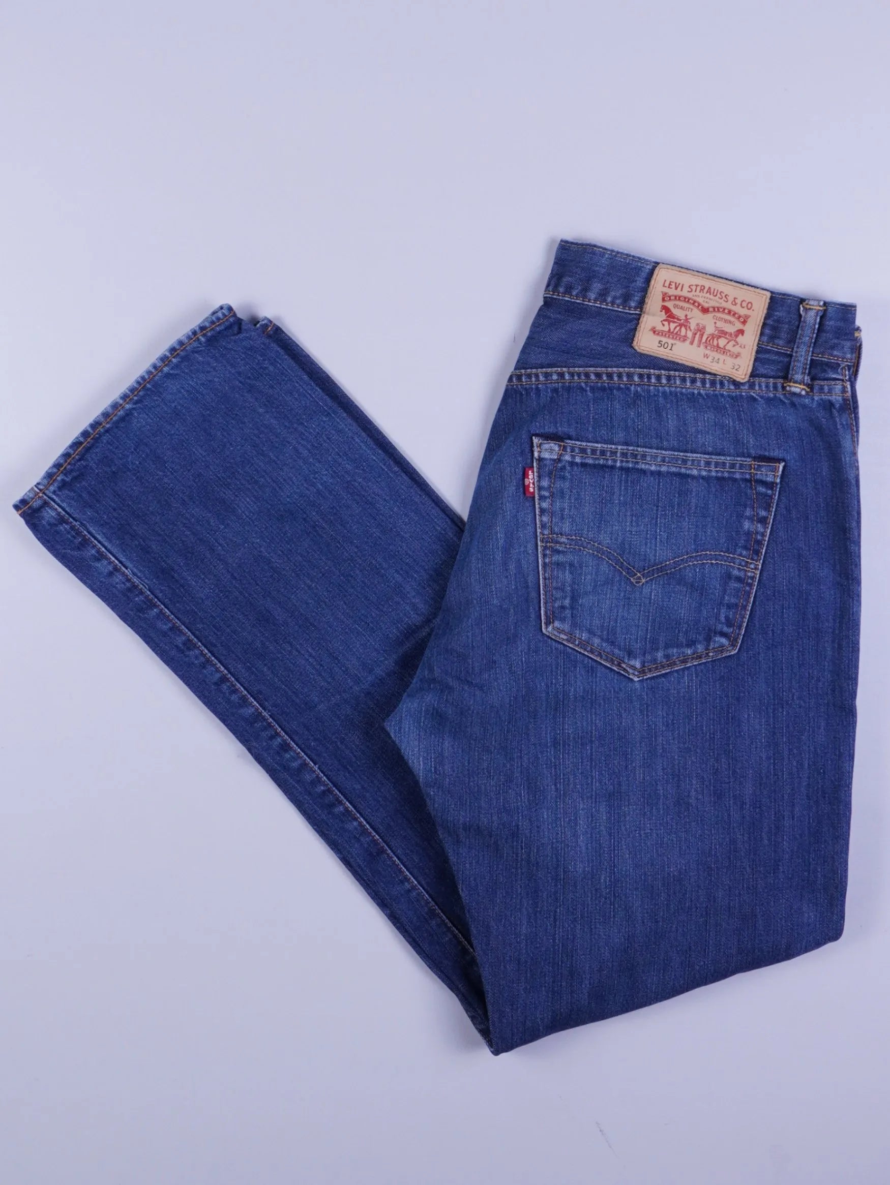 Levi Jeans 34/32 (M)