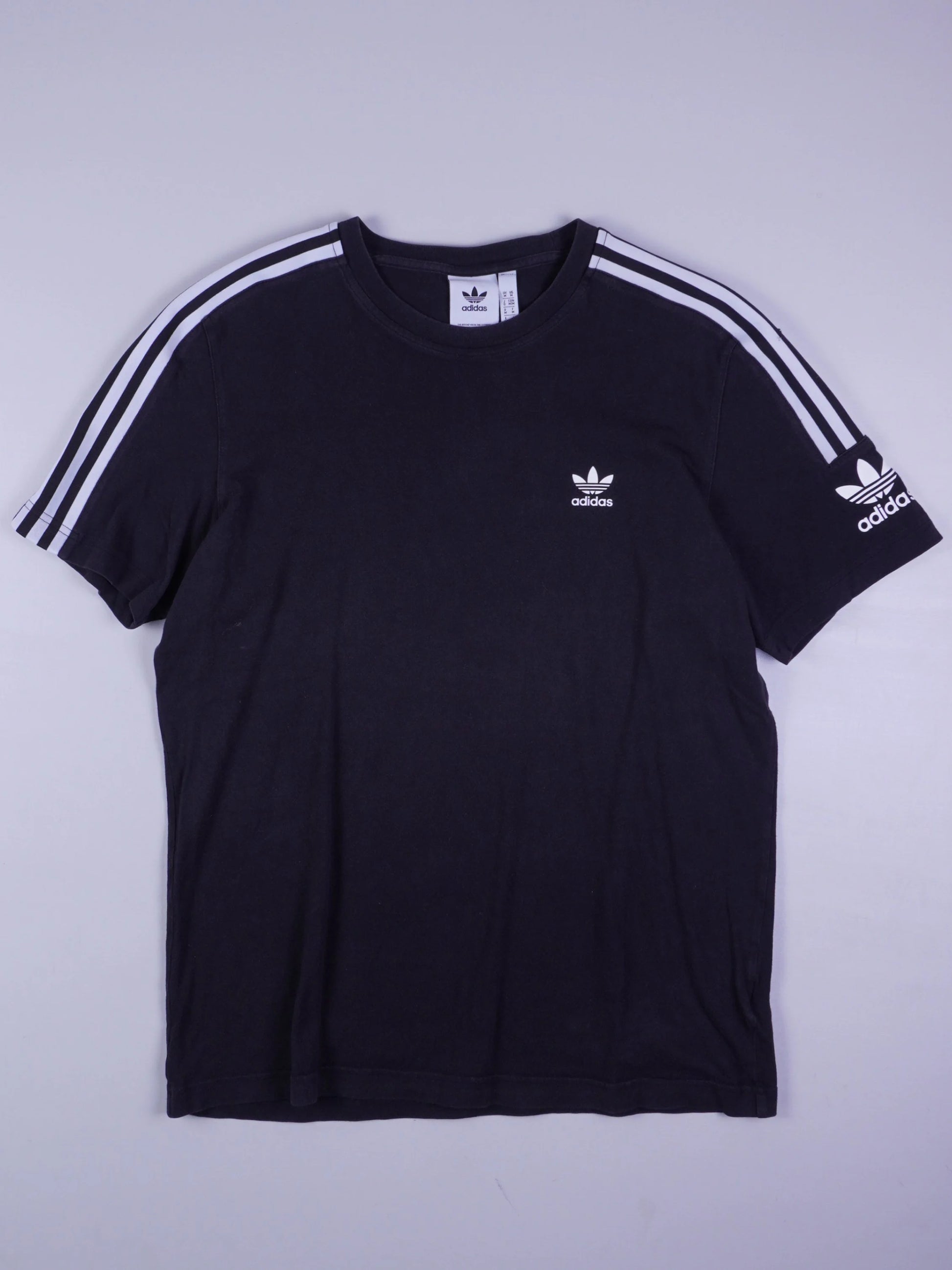 Adidas T-shirt (L)