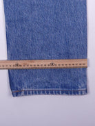 Levis W30 L32 Straight Leg Jeans (W30)