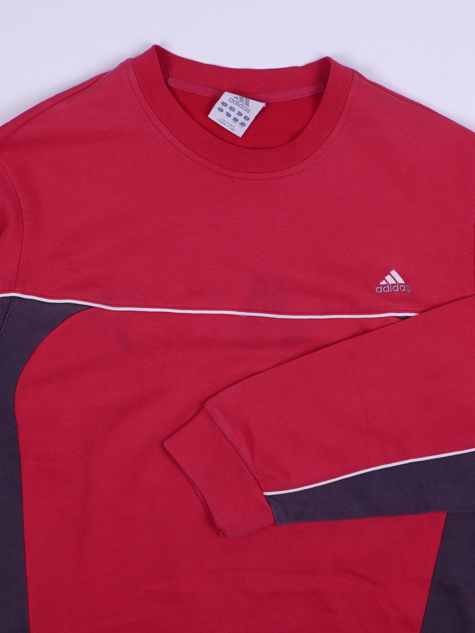 Adidas Sweater (XL)