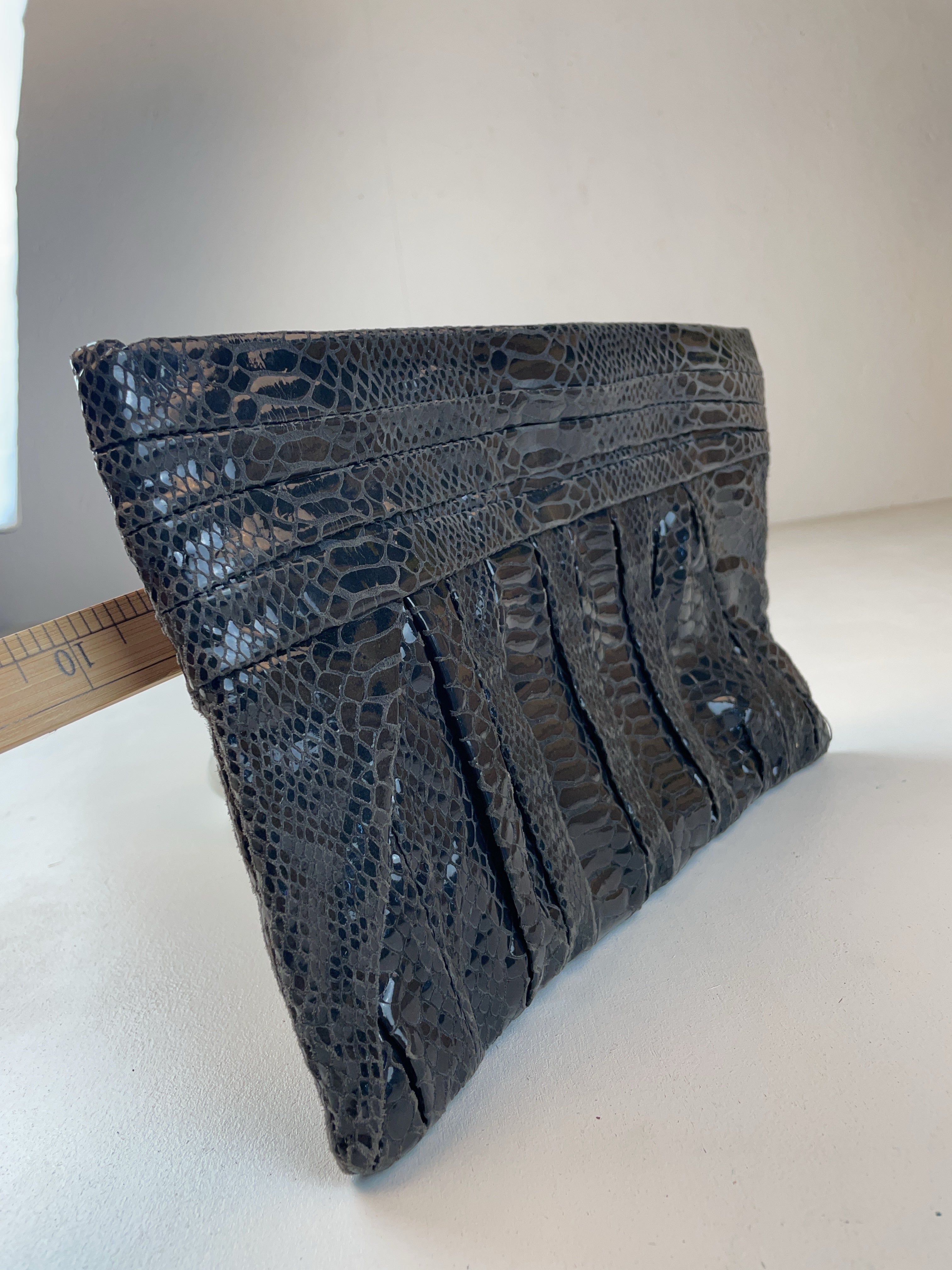 Reptiloptik Clutch Tasche Schwarz Y2k