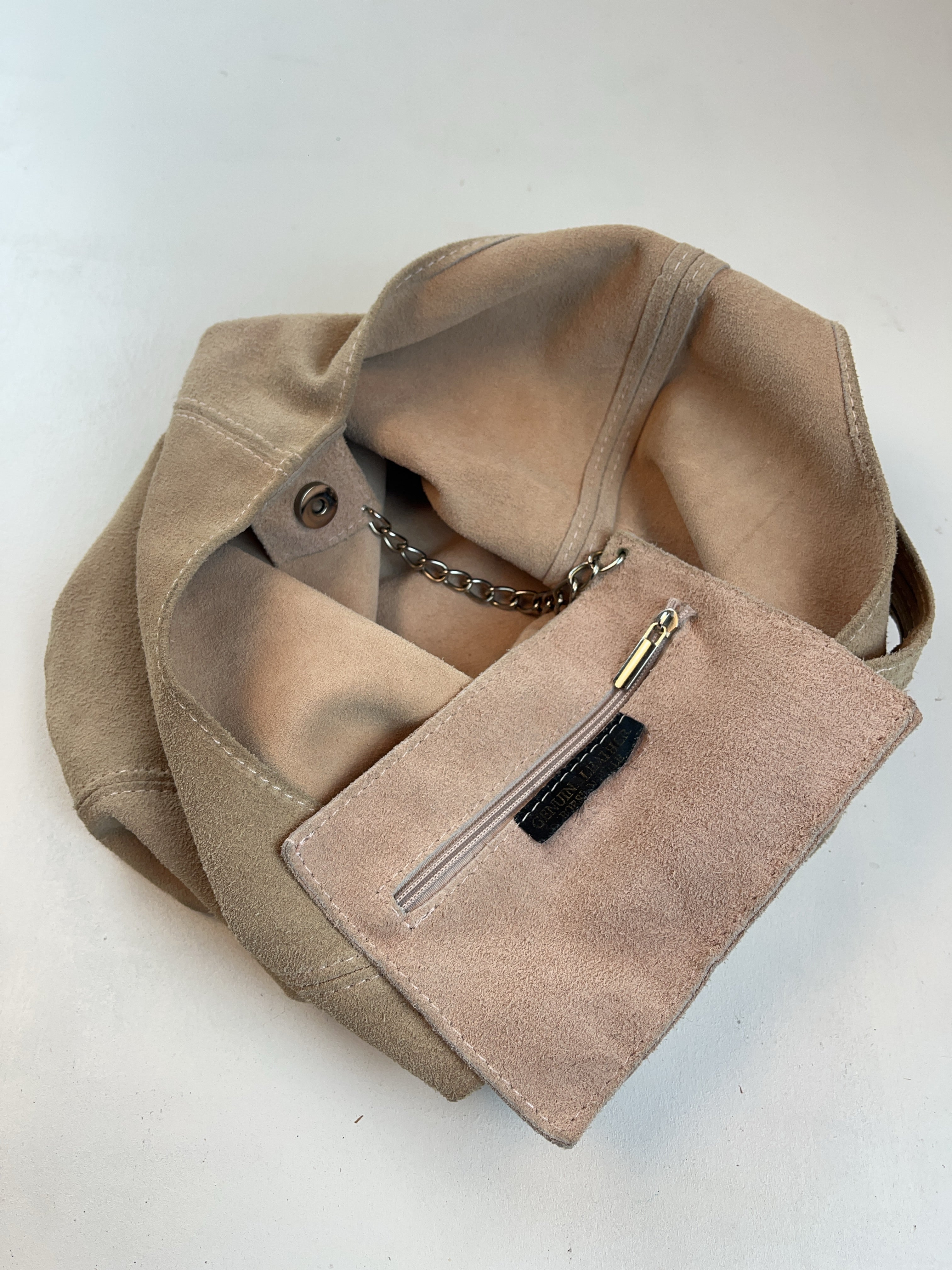 Wildleder Y2K Hobo Tasche Beige