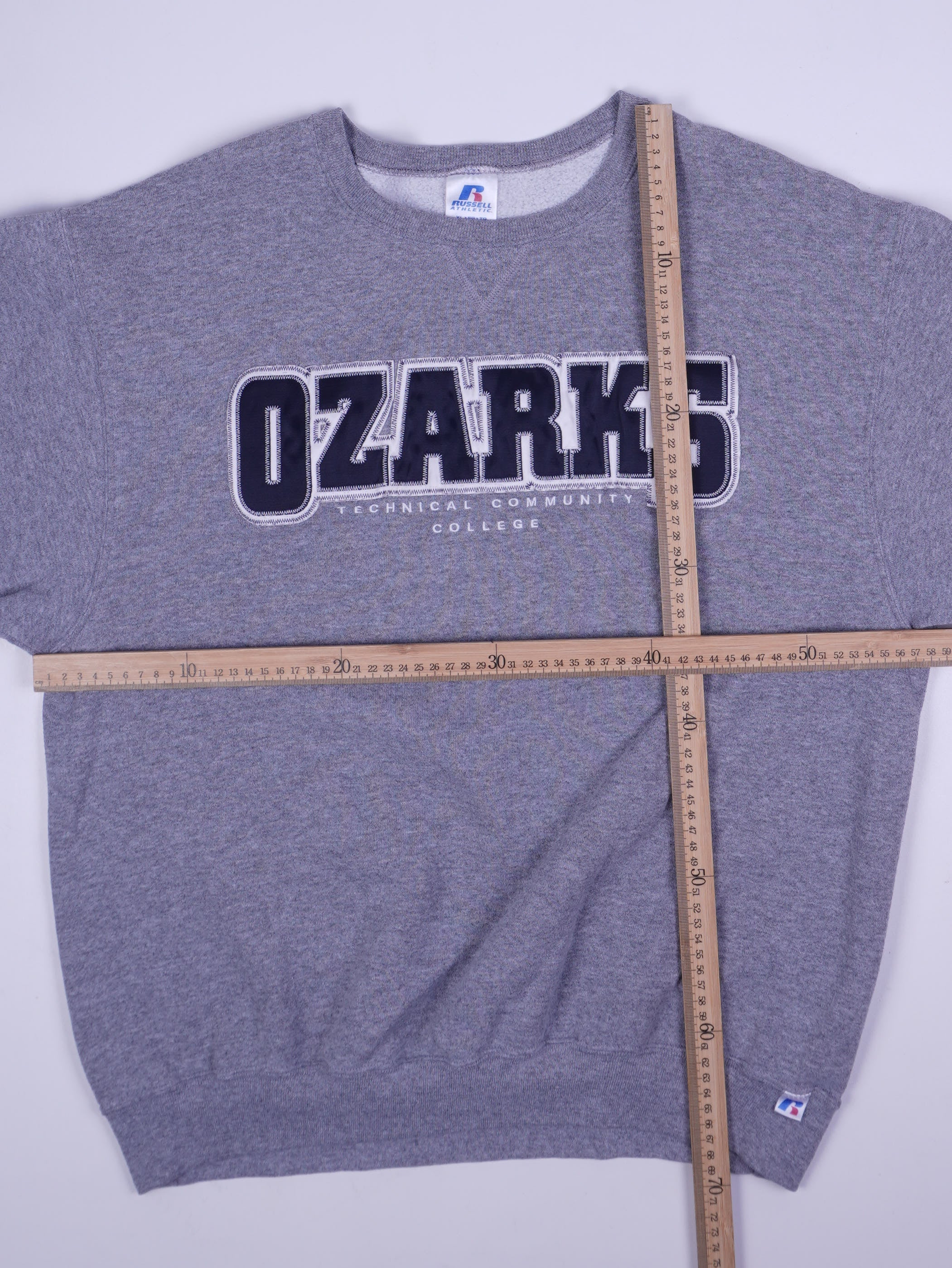 Russell Athletic Sweater (XL)