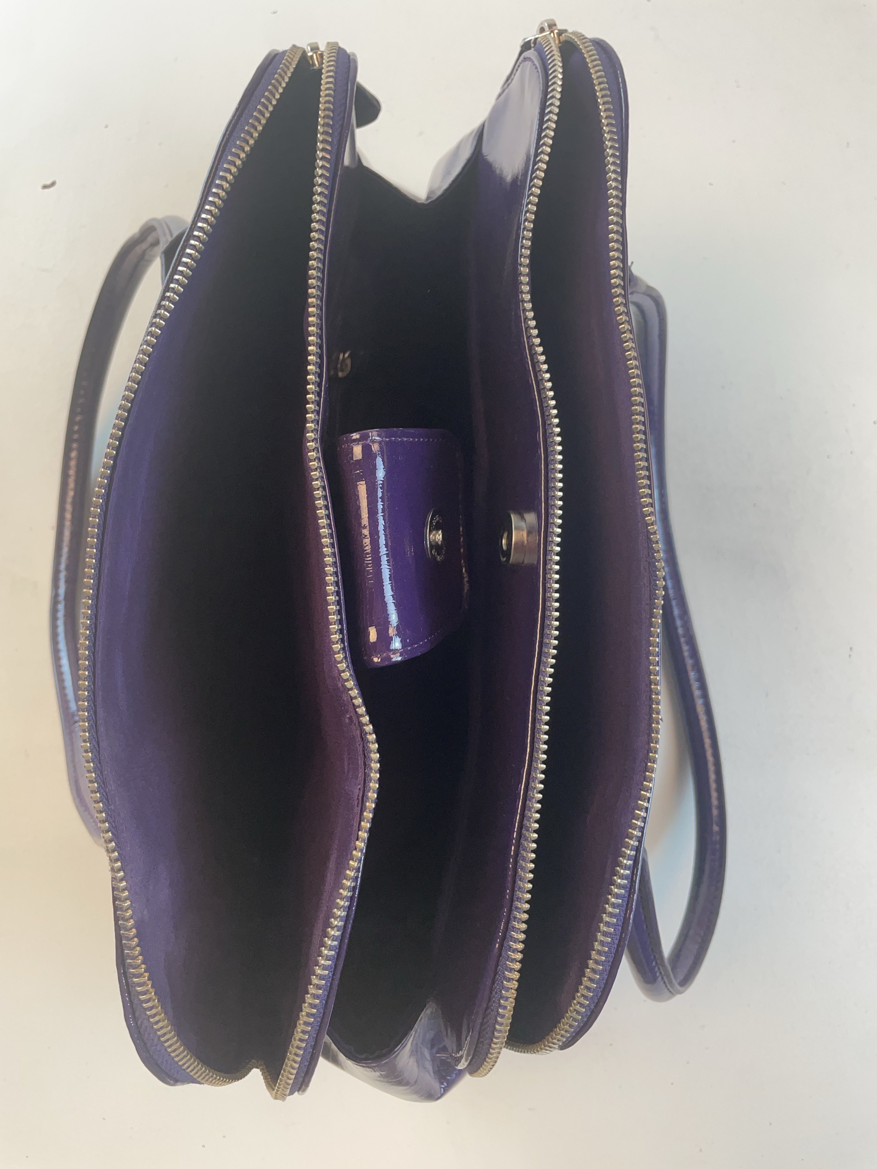 Lackoptik Baguette Tasche Lila Y2k