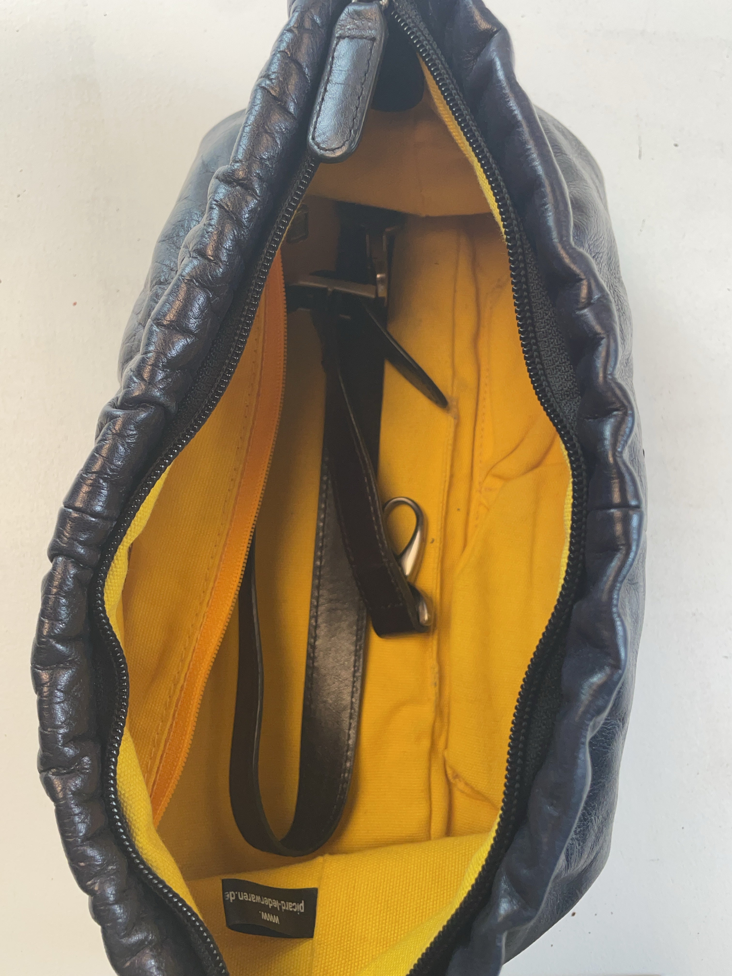 Picard Clutch Tasche Schwarz Y2k