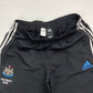 Adidas „New Castle“ Track Pants (L)