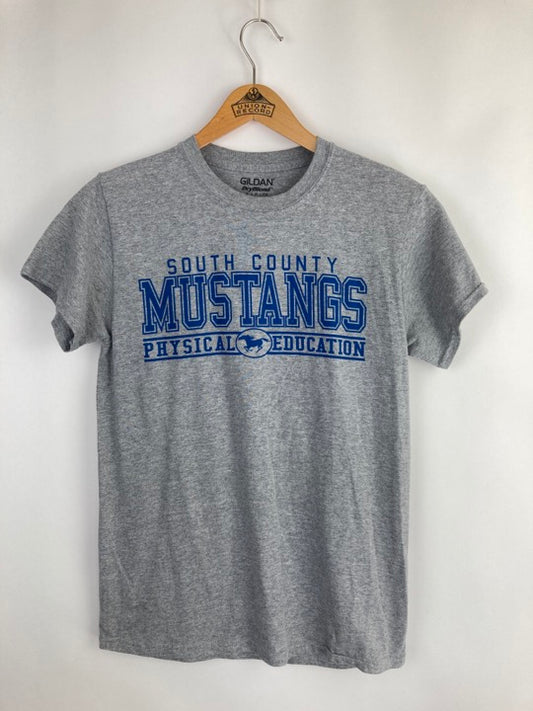 „Mustangs Physical Education“ T-Shirt (S)